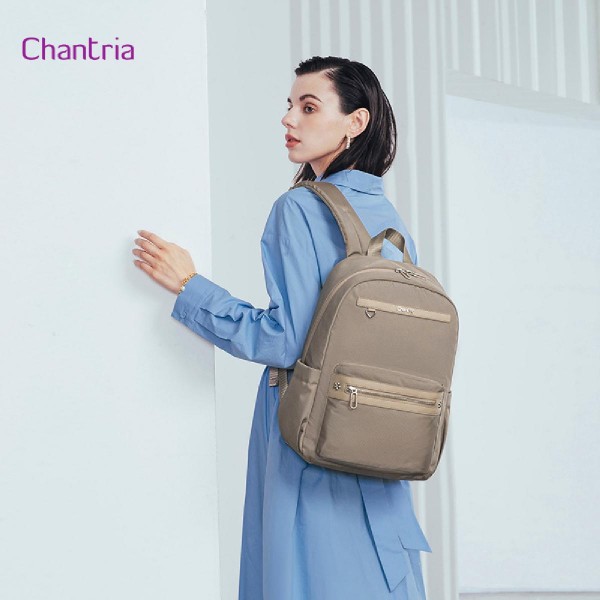 CHANTRIA γυναικεία τσάντα πλάτης CB00649 με θήκη laptop 14", 14.3L, χακί CHANTRIA γυναικεία τσάντα πλάτης CB00649 με θήκη laptop 14", 14.3L, χακί