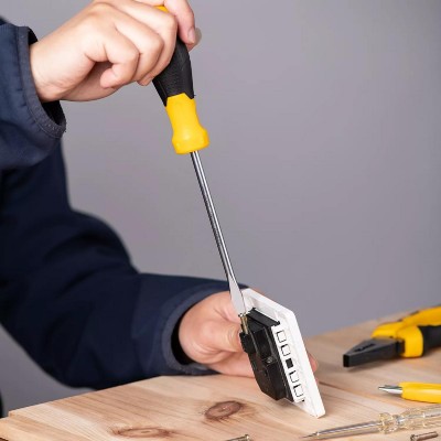 DELI ίσιο κατσαβίδι DL6351251 με αντιολισθητική λαβή, μαγνητικό, 5x125mm DELI ίσιο κατσαβίδι DL6351251 με αντιολισθητική λαβή, μαγνητικό, 5x125mm