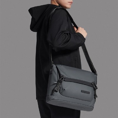 ARCTIC HUNTER τσάντα ώμου K00528 με θήκη tablet, 10L, γκρι ARCTIC HUNTER τσάντα ώμου K00528 με θήκη tablet, 10L, γκρι